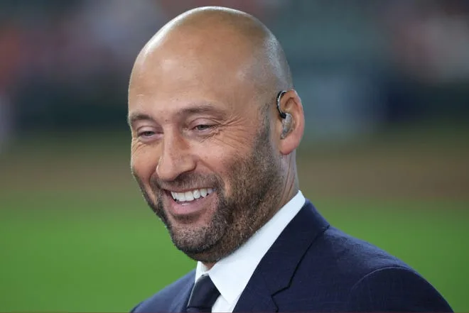 Derek Jeter appears on Fox's pregame show before Game 2 between the Texas Rangers and the Houston Astros of the ALCS for the 2023 MLB Playoffs at Minute Maid Park.